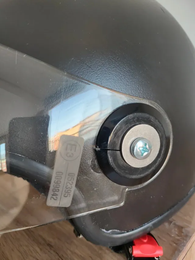 Casco Jet A-Style Negro y Blanco