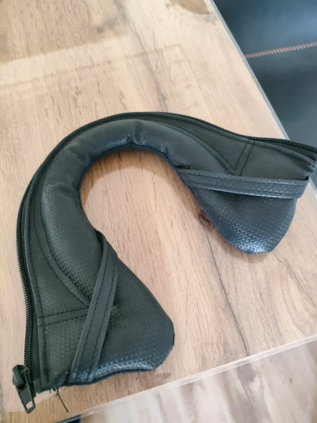 Casco Jet A-Style Negro y Blanco