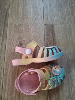 Ciabattine bimba unicorno arcobaleno n. 23