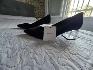 Zapatos Bershka tacón transparente