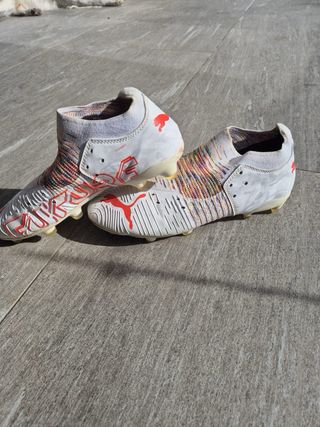 Botas de fútbol Puma