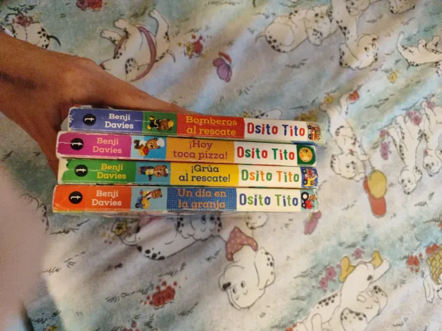 4 libros Osito Tito y peluche del Osito