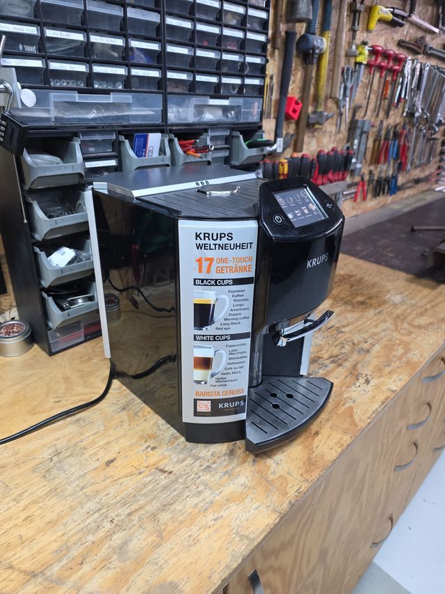 Cafetera Krups Barista One Touch EA9010