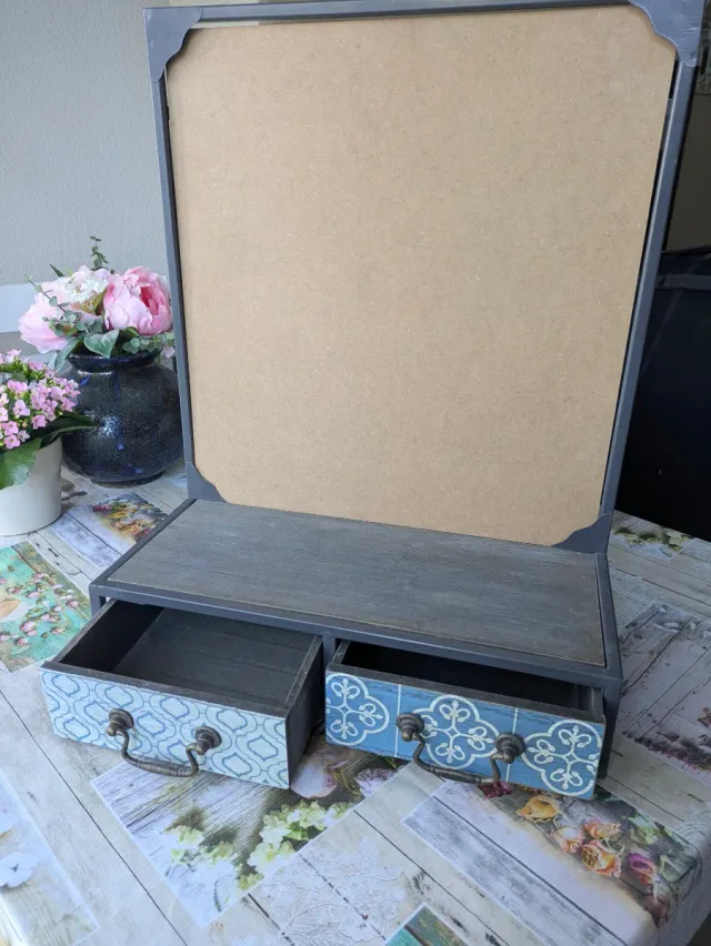 Tocador joyero con cajones