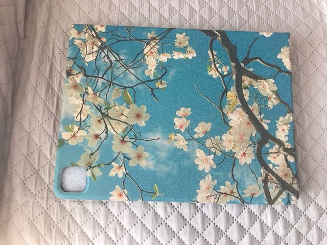 Funda iPad Flores Cielo Azul Medidas 29 x22cm