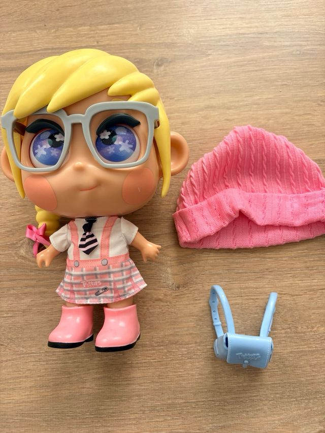 Muñeca Trottie Lucy 25 cm