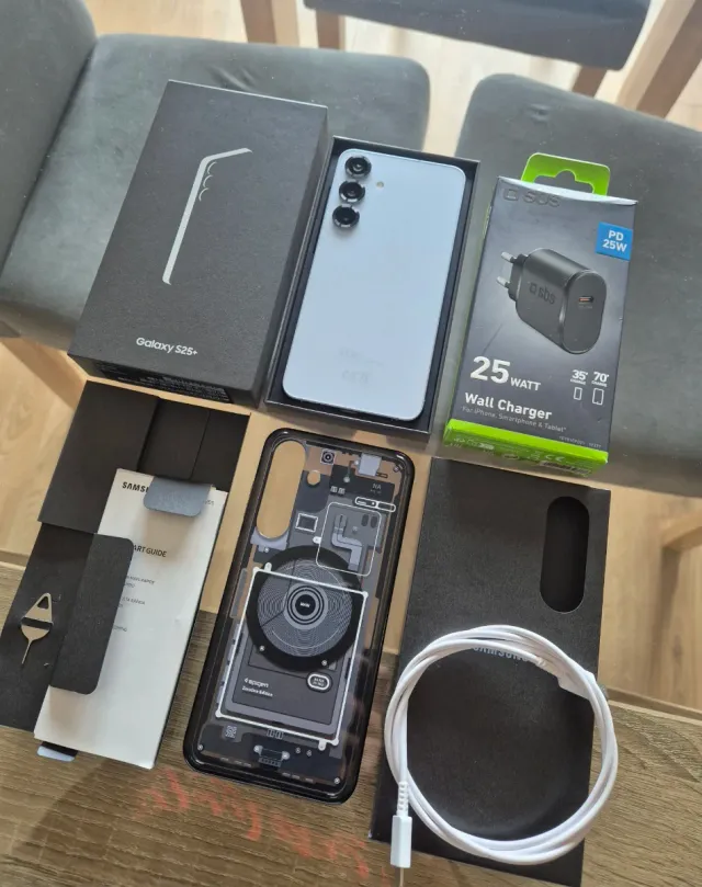 Samsung Galaxy S25+ 512GB + accesorios