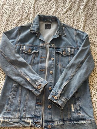 Cazadora Denim Oversize Bershka Talla S