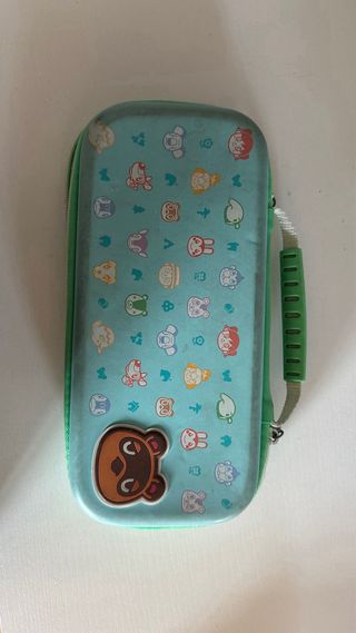 Nintendo Switch + 5 juegos y accesorios