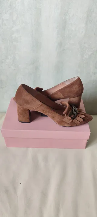 ZAPATOS MUJER  ANTE MARRÓN CON FLECOS 40