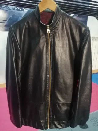 Chaqueta de cuero negra