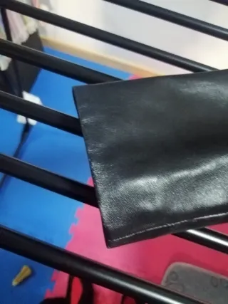 Chaqueta de cuero negra