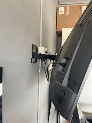 Cinta de correr BH, obsequio TV