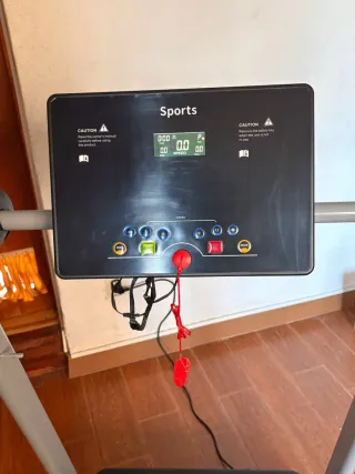 Cinta de andar eléctrica Clover A8