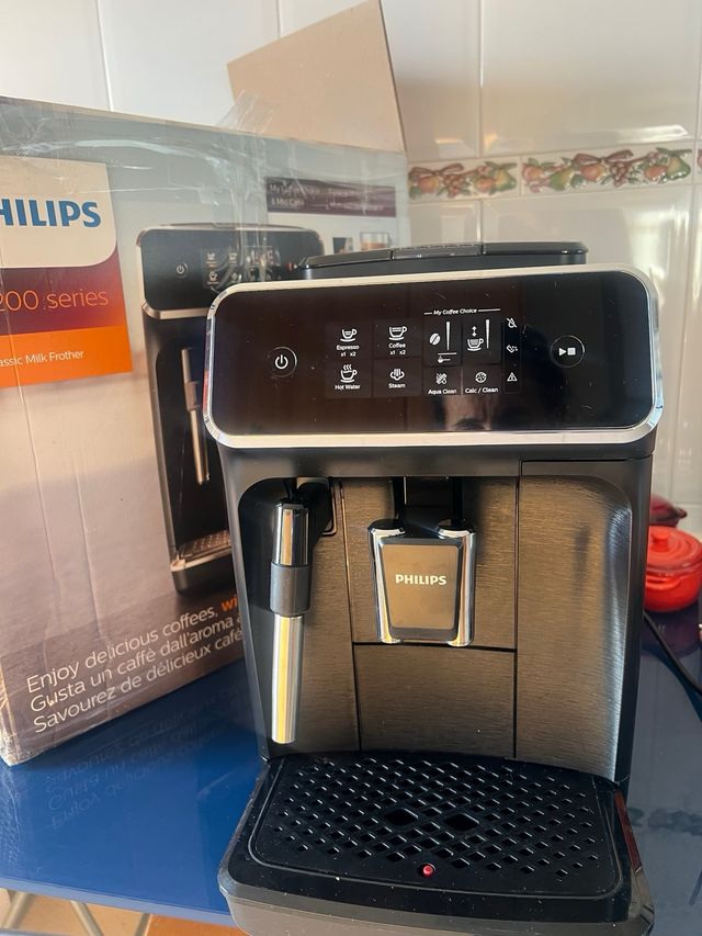 Cafetera Philips Serie 2200