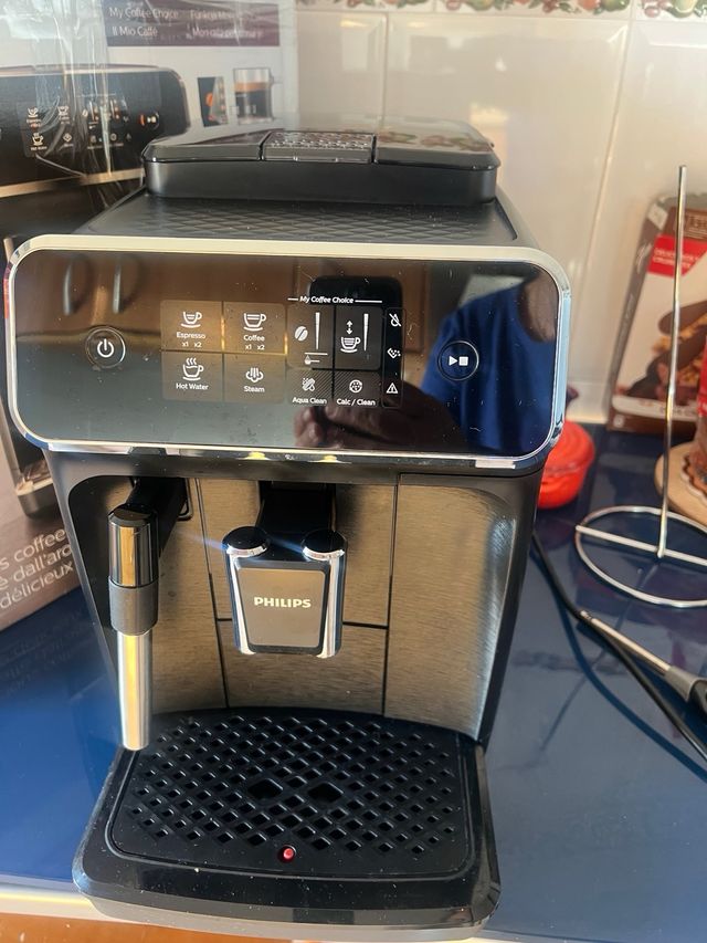 Cafetera Philips Serie 2200