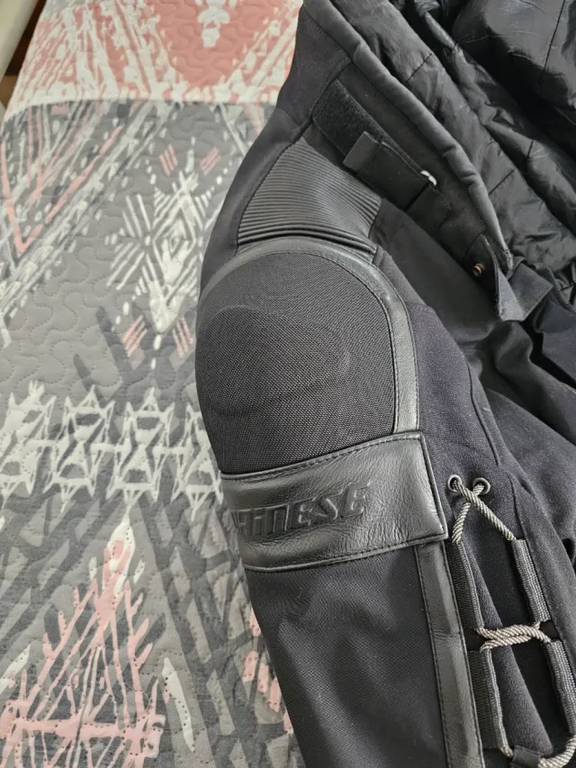 Chaqueta Dainese Vintage. Hombre Negra