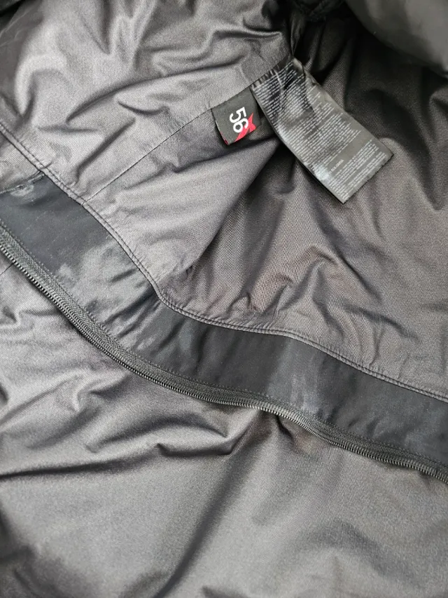 Chaqueta Dainese Vintage. Hombre Negra