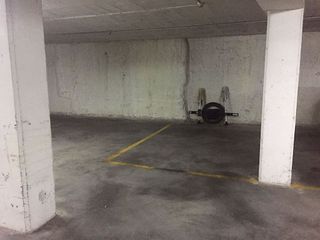 Garaje en venta en Calella