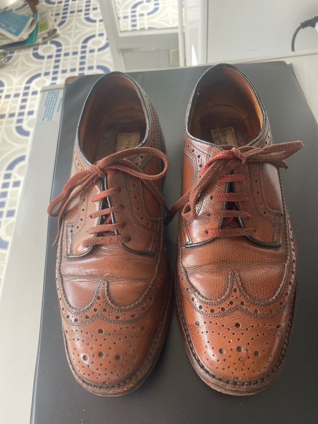 Zapatos de vestir marrones para hombre