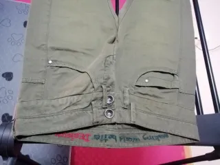 Pantalón Desigual verde militar