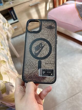 La confezione da 6 custodie per iPhone 15 Plus è accettata solo bizum