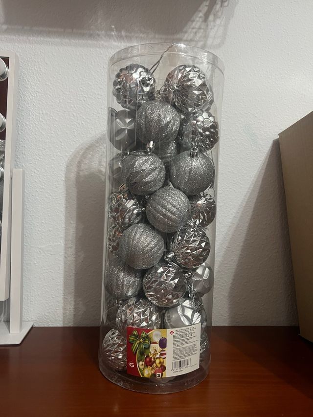 Adornos Navideños Plateados para Árbol