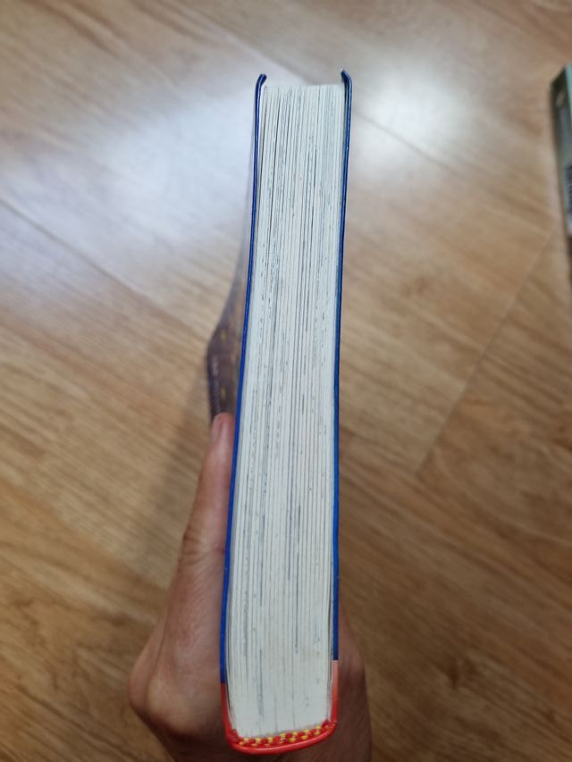 Kika Superbruja y el libro de hechizos (Kika Su...