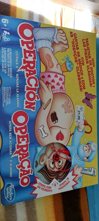 Juego Operación Hasbro Gaming.