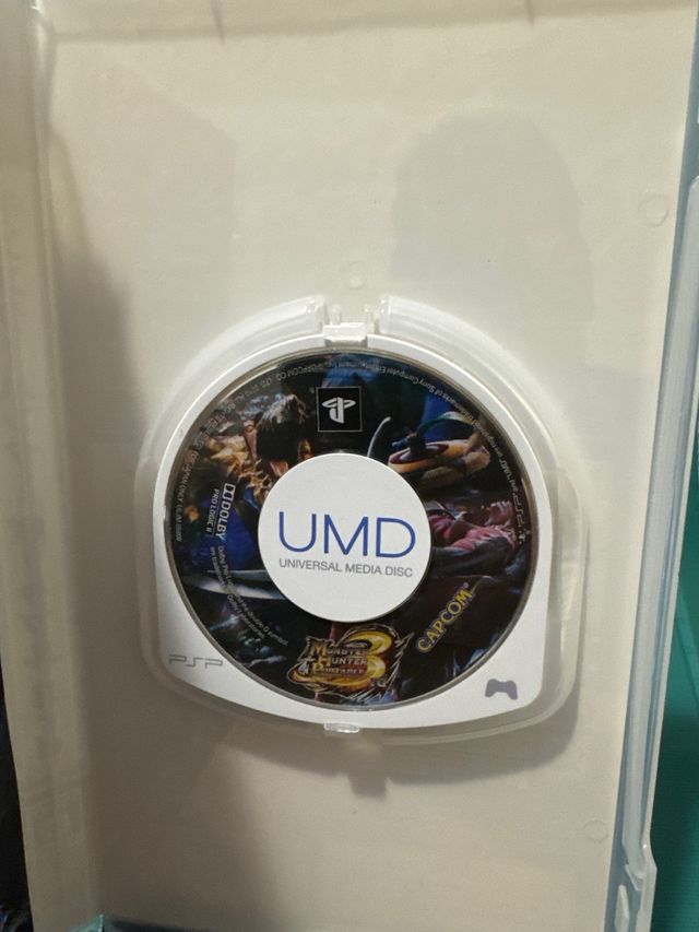 Terza PSP giapponese di Monster Hunter Portable