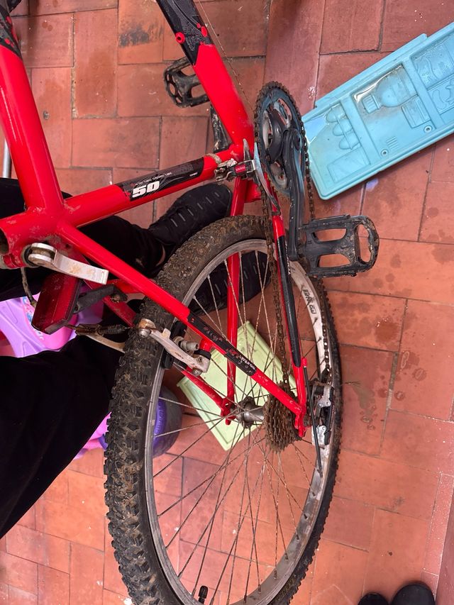 Bicicleta TOPBIKE Roja y Blanca