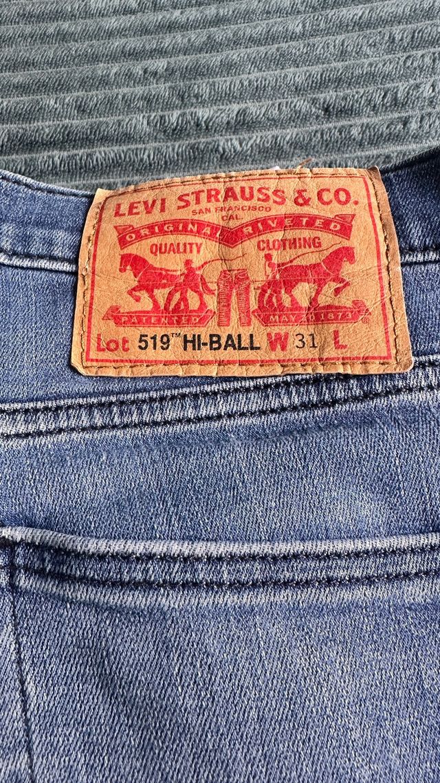 Pantaloni Levi's 519 Hi-Ball W31