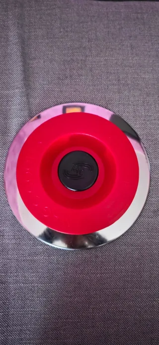 Coperchio MC rosso/argento metallo/plastica