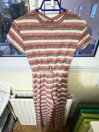 Mono a rayas de punto