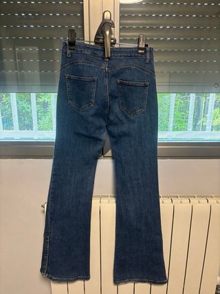 Pantalones vaqueros acampanados mujer