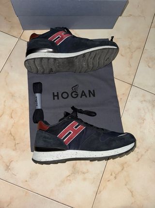 Scarpe Hogan blu scuro con lacci e dustbag