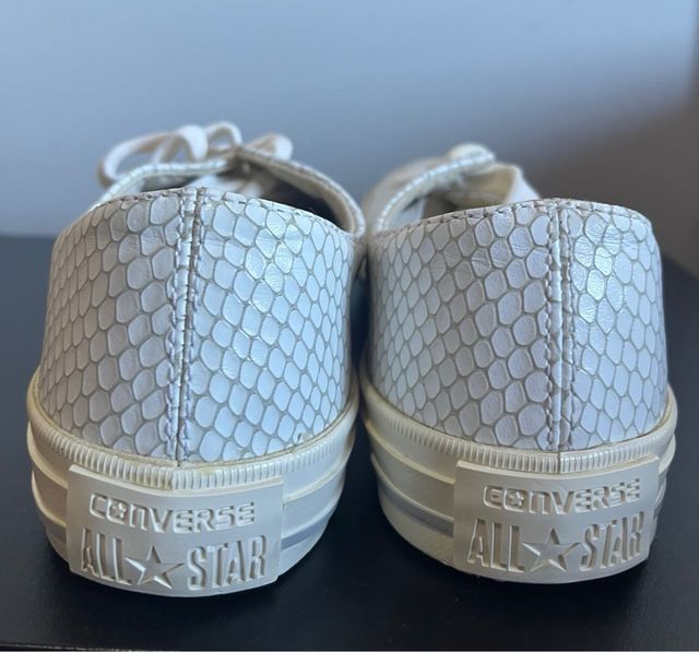 Converse Piel Efecto Serpiente Blancas