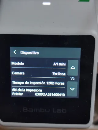 Impresora 3D Bambu Lab A1 mini y filamento