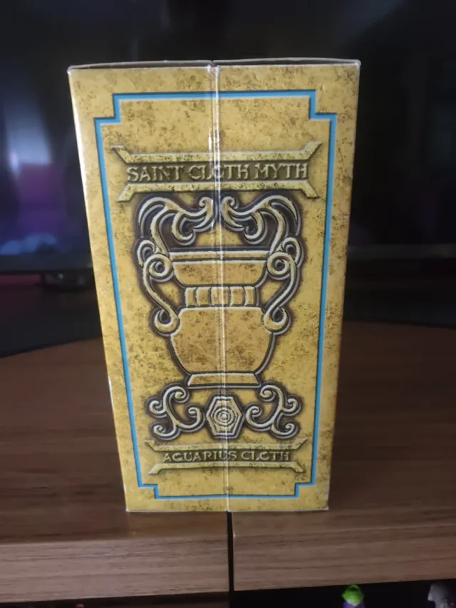 Saint Seiya Myth Cloth Aquarius Camus