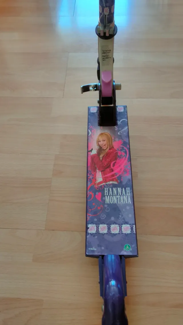 Patinete infantil Hannah Montana