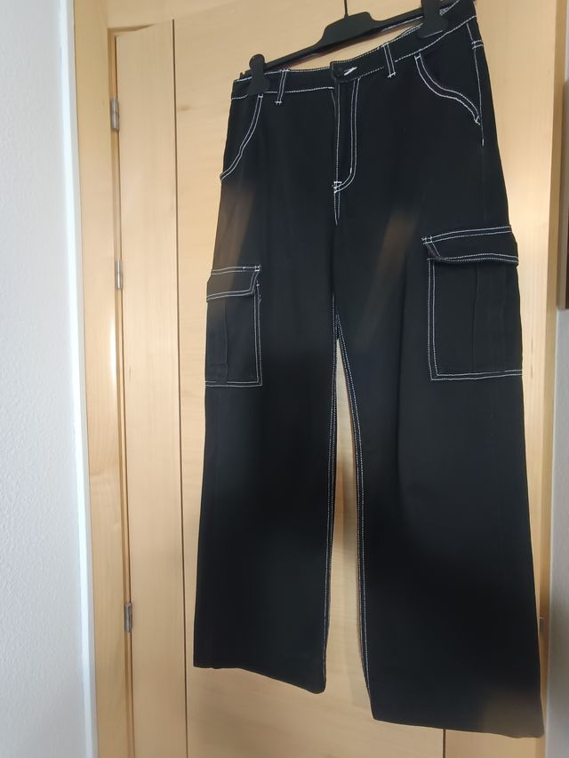 Pantalón Cargo Negro