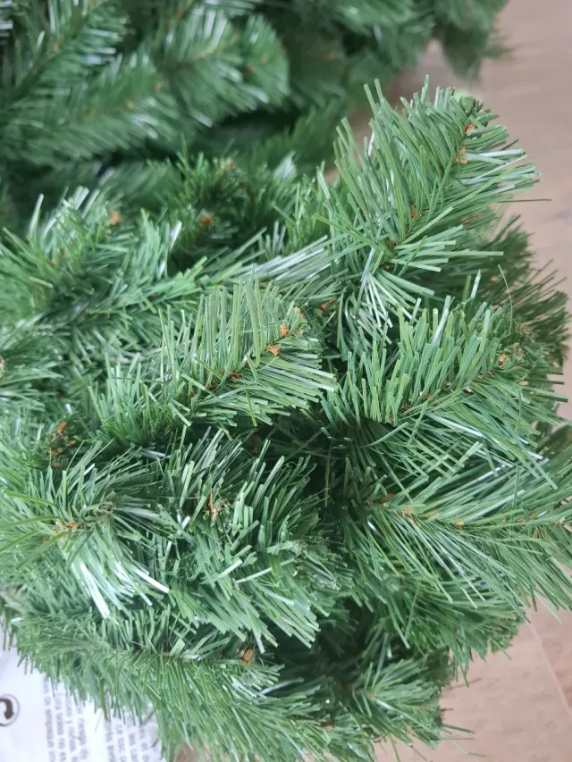 Árbol de Navidad 130 cm Nuevo en su caja