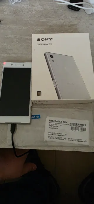 Sony Xperia Z5 bianco