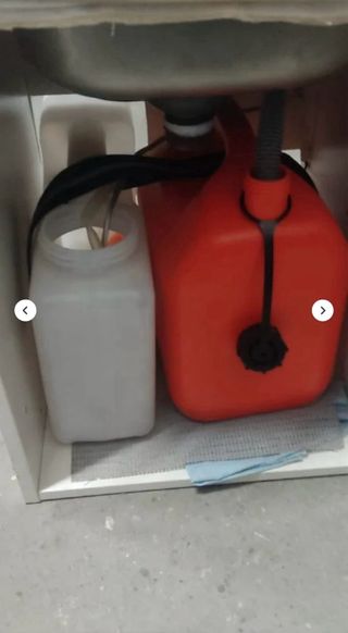 Fregadero Camper con bomba, grifo y 2 garrafas