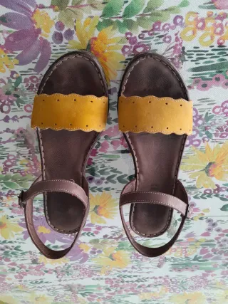 Sandalias de mujer WALK AND FLY