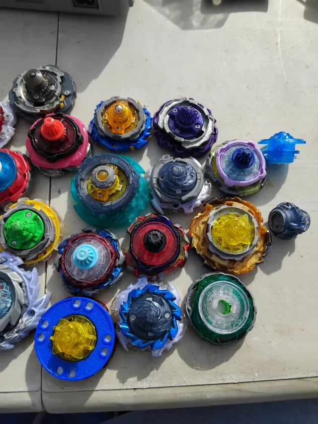 Lote Beyblade X