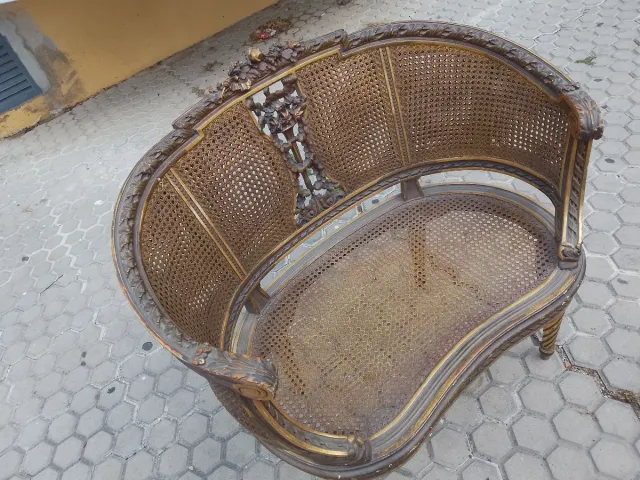 Sillón antiguo recibidor