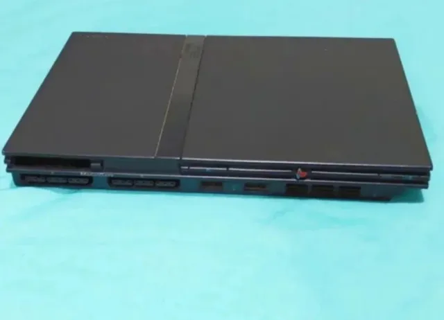 PlayStation 2 Slim Negra
