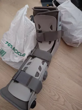 Bota ortopédica DJO post-cirugía