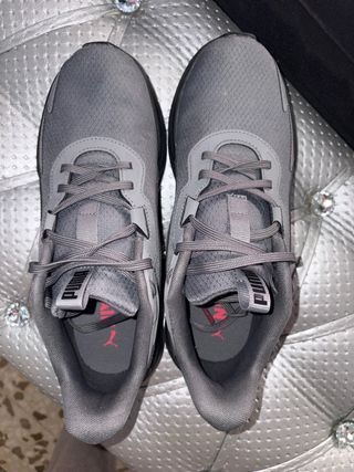 Tenis Puma Gris Talla 42.